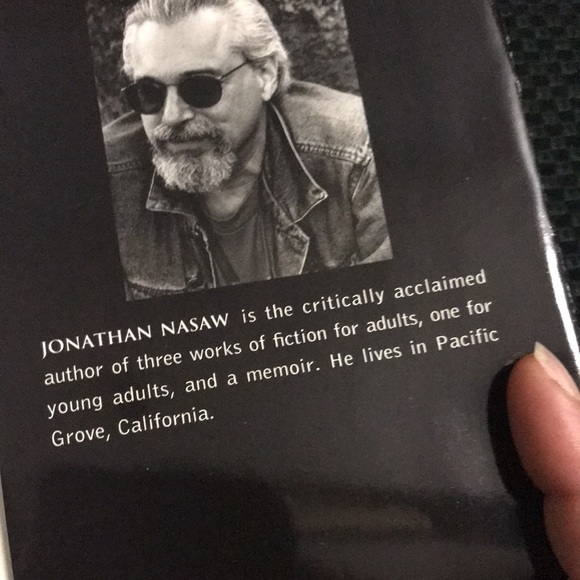 “ The girls he adored”. Johnathan Nasaw hardback - Picture 8 of 14